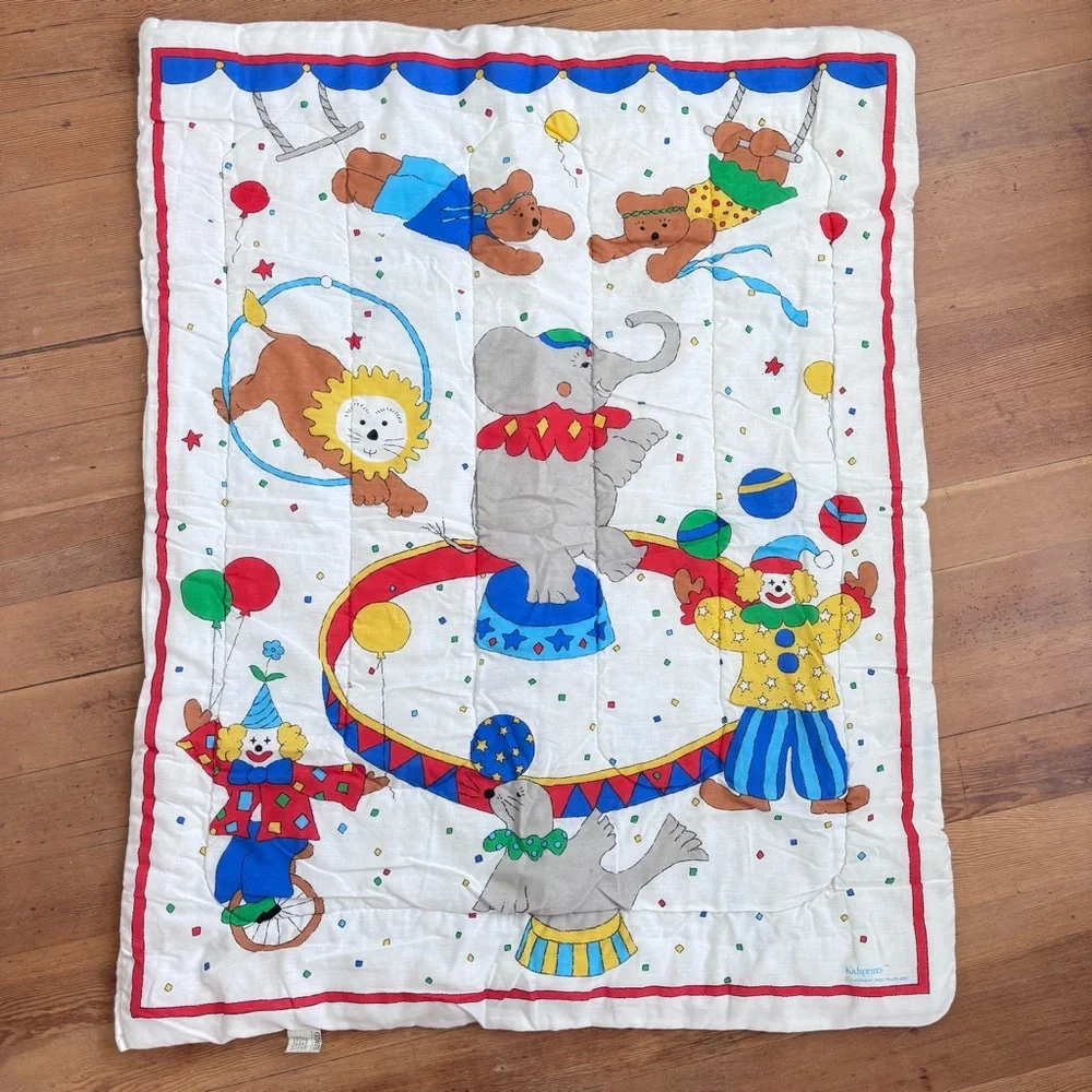 Vintage 80s circus clown crib quilt